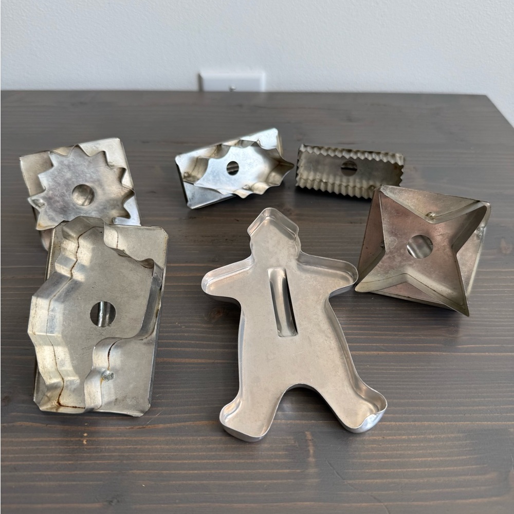 6 vintage metal Christmas cookie cutters